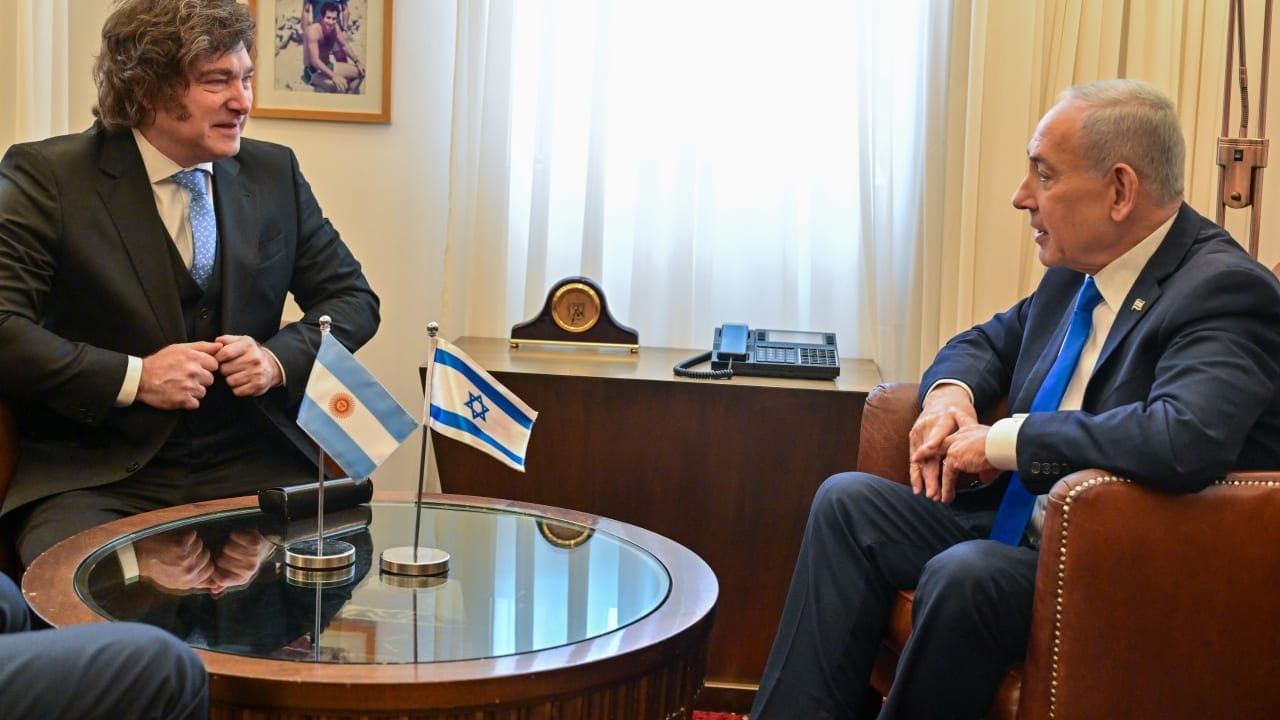 Benjamin Netanyahu switches Israel's position to favor Argentina in Falklands dispute