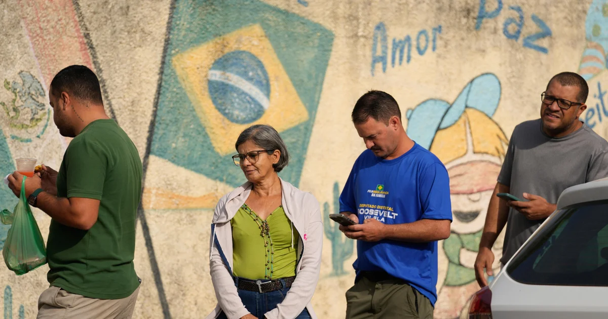 Brazil presidential election heads to runoff after Bolsonaro and Lula fail to win majority vote