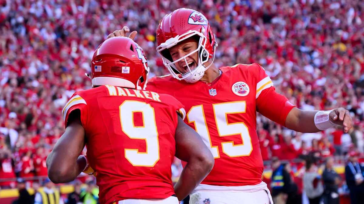Chiefs vs. Seahawks live updates, inactives, where to watch: Kenneth Walker III faces Seattle for first time since Super Bowl MVP run