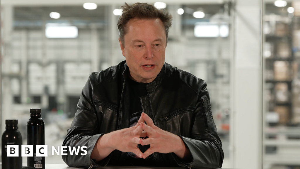 Elon Musk confirms talks to merge Tesla and SpaceX - BBC
