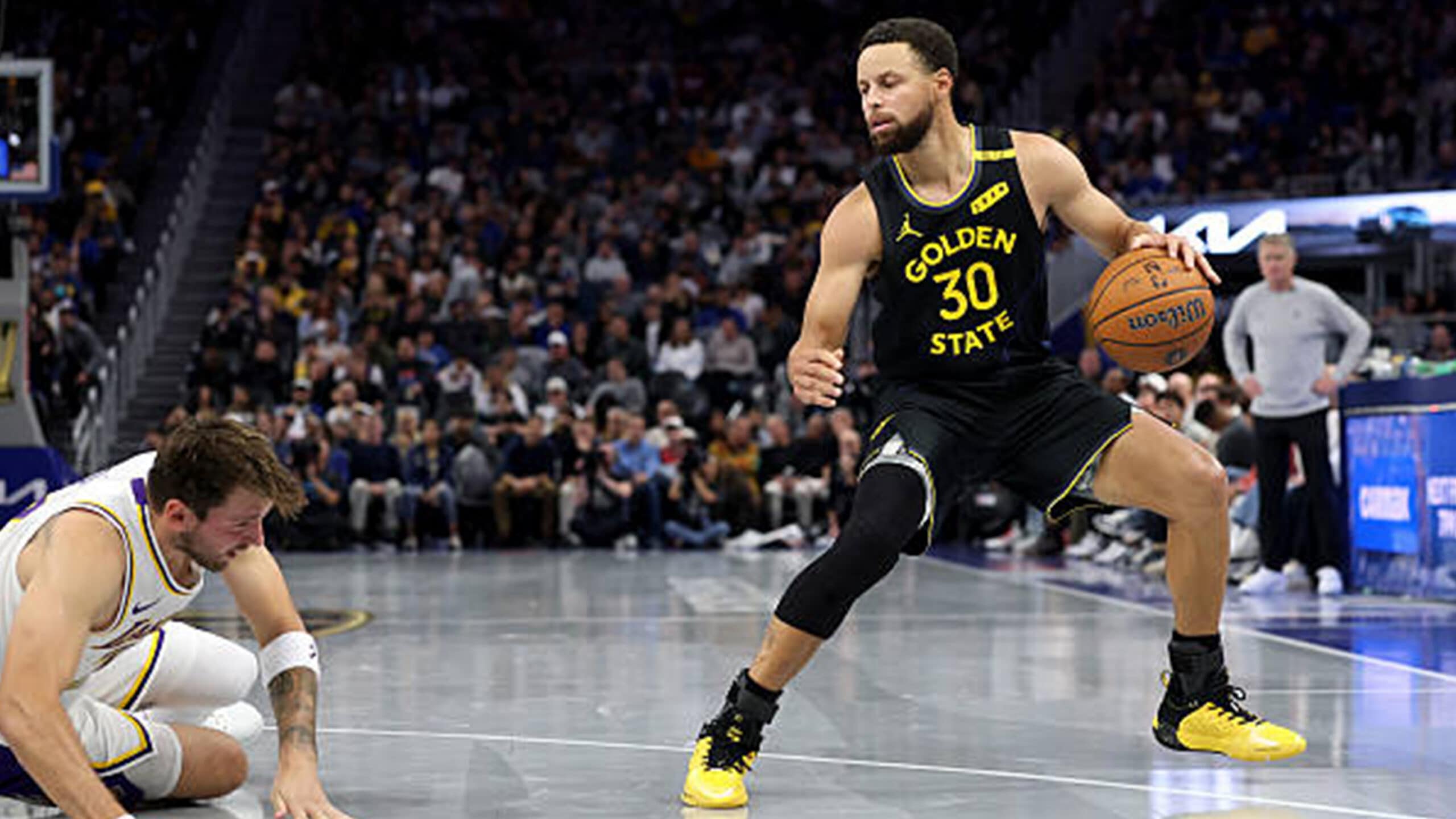 Emirates NBA Cup: live updates, top moments from first night