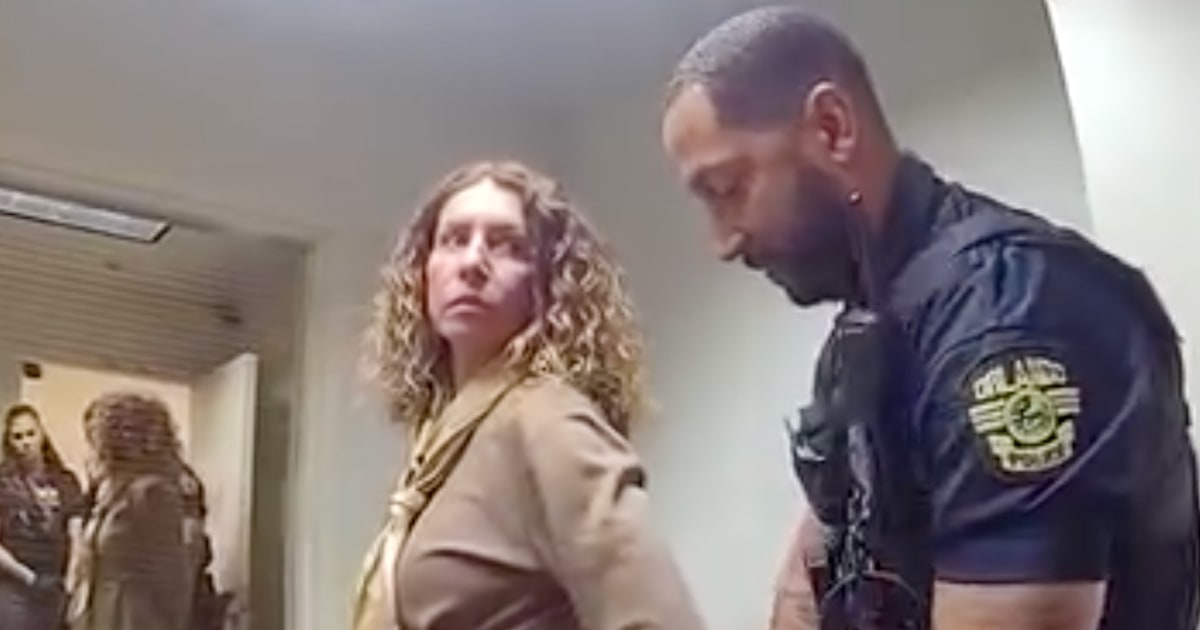 Florida mom arrested after leaving 4 kids home alone during dayslong trip to Vegas