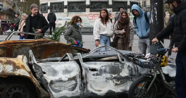 France announces nightly curfews ‘for as long as necessary’ in Paris - National
