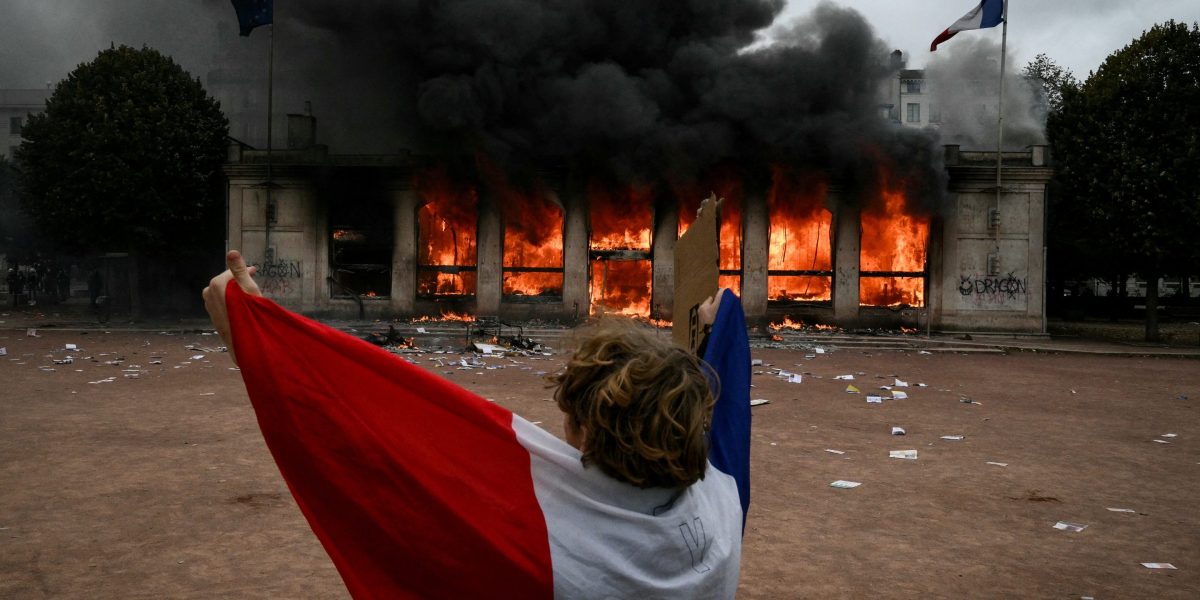 'France, truly, is on the brink' and days away from a make-or-break moment in its debt crisis