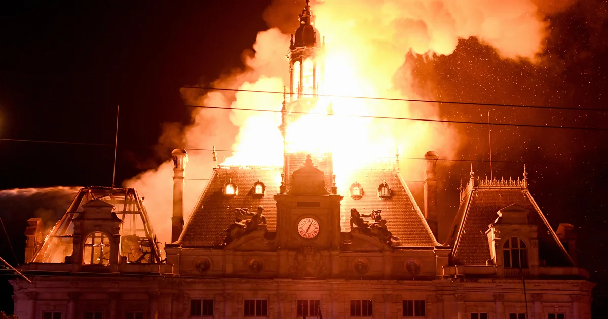 French police arrest 855 people in Paris as protests, violence erupt across country