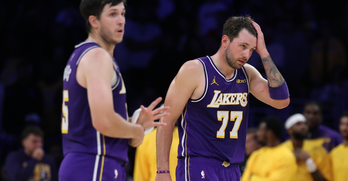 Grades for Luka Dončić, Austin Reaves in Lakers loss vs. Blazers
