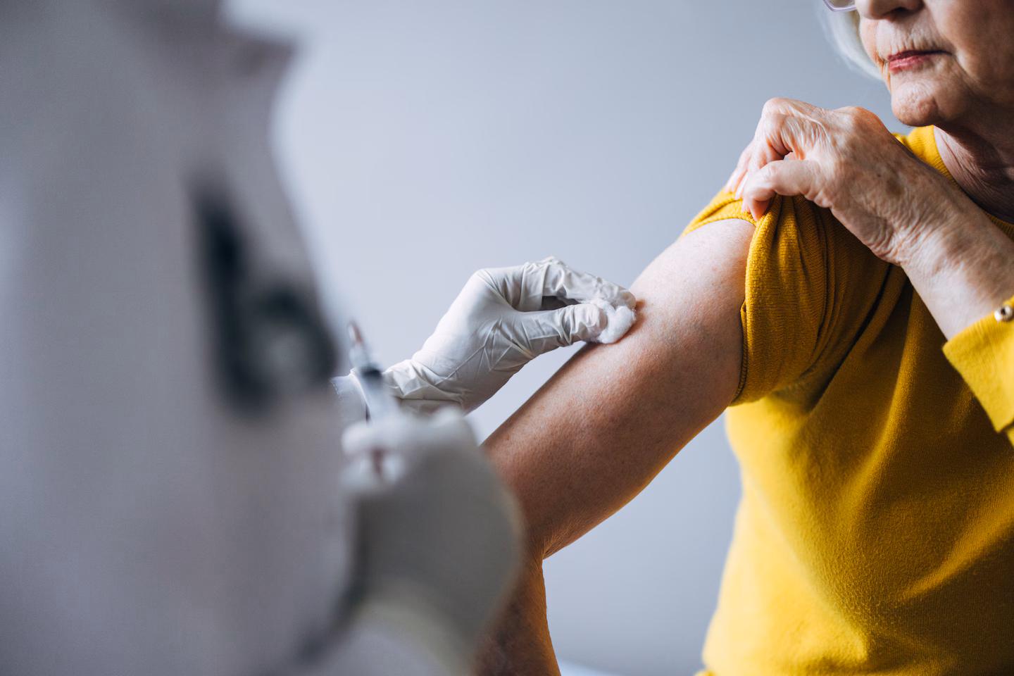 Here’s how much a flu vaccine may lower your dementia risk - The Washington Post