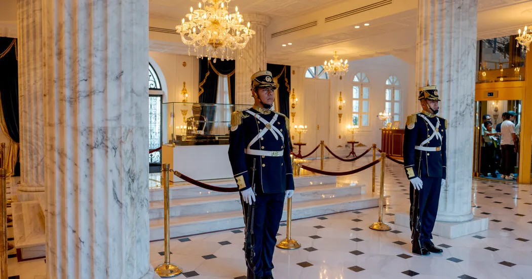 In a Dead Hero’s Ashes, El Salvador’s Ruler Finds a New Spark