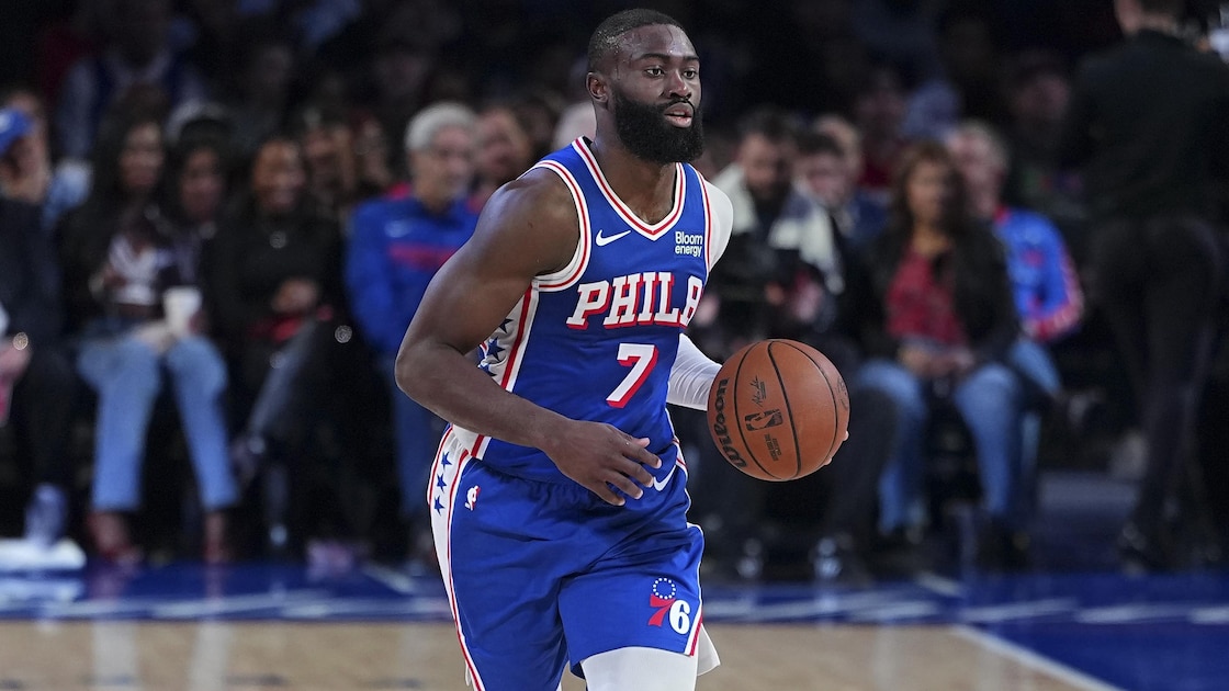 Jaylen Brown Addresses Jayson Tatum 'Beef,' Warns Celtics Star Playfully After 76ers Trade