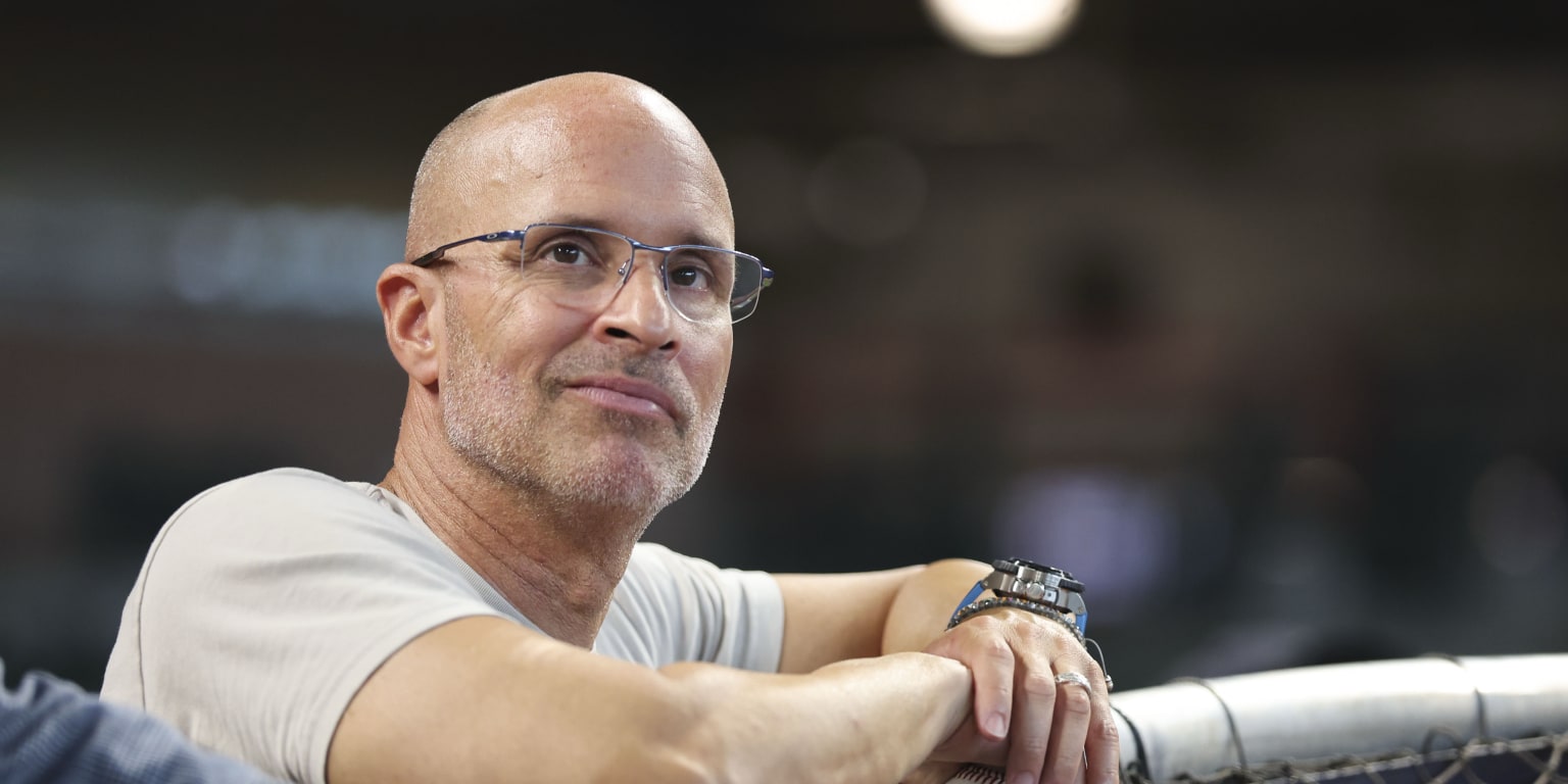 Joe Espada to interview for Mariners' manager position