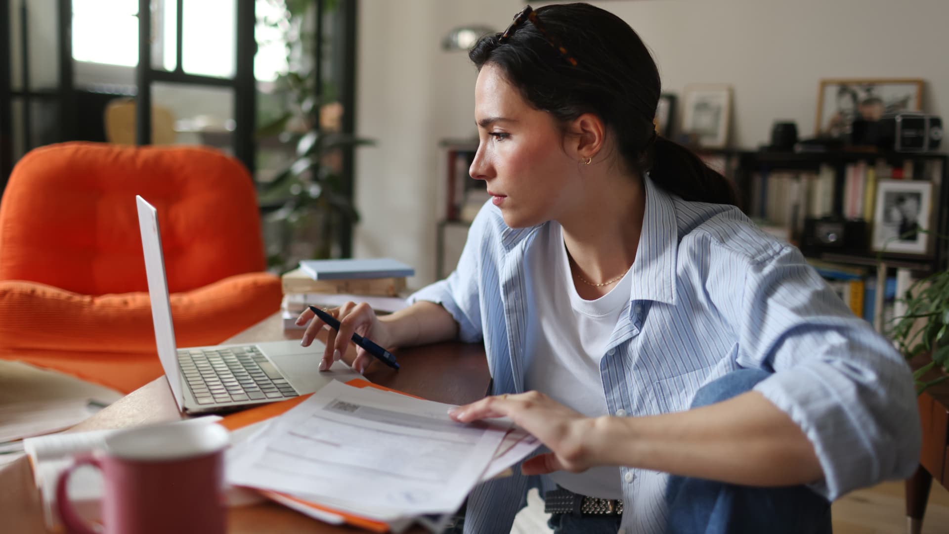 Nearly half of workers clock in on Sundays, says recent survey