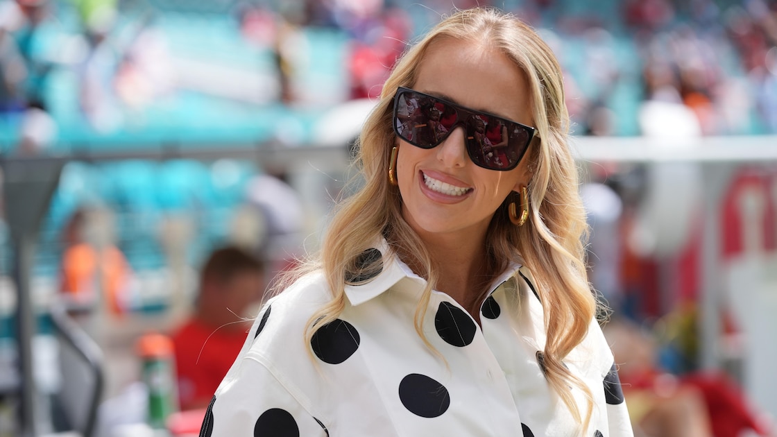 Patrick Mahomes' Wife Brittany Trolls Raiders' Klint Kubiak in Photo After Viral Prediction on Video