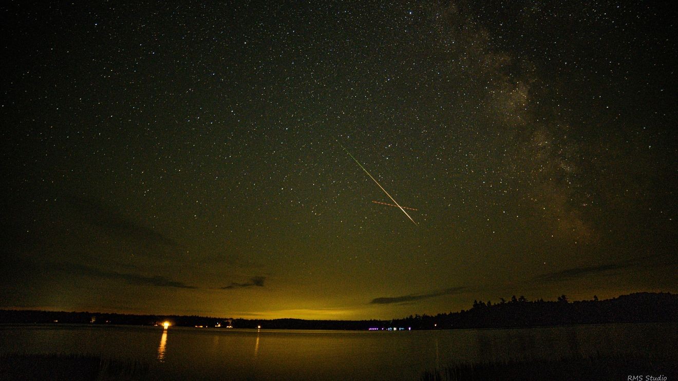 Peak viewing for the Orionid meteor showers and for fall foliage across parts of CNY