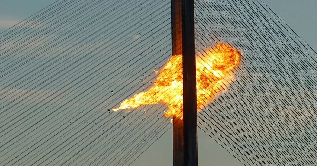 Russia Turns to Striking Kyiv’s Bridges, Threatening a Vital Lifeline