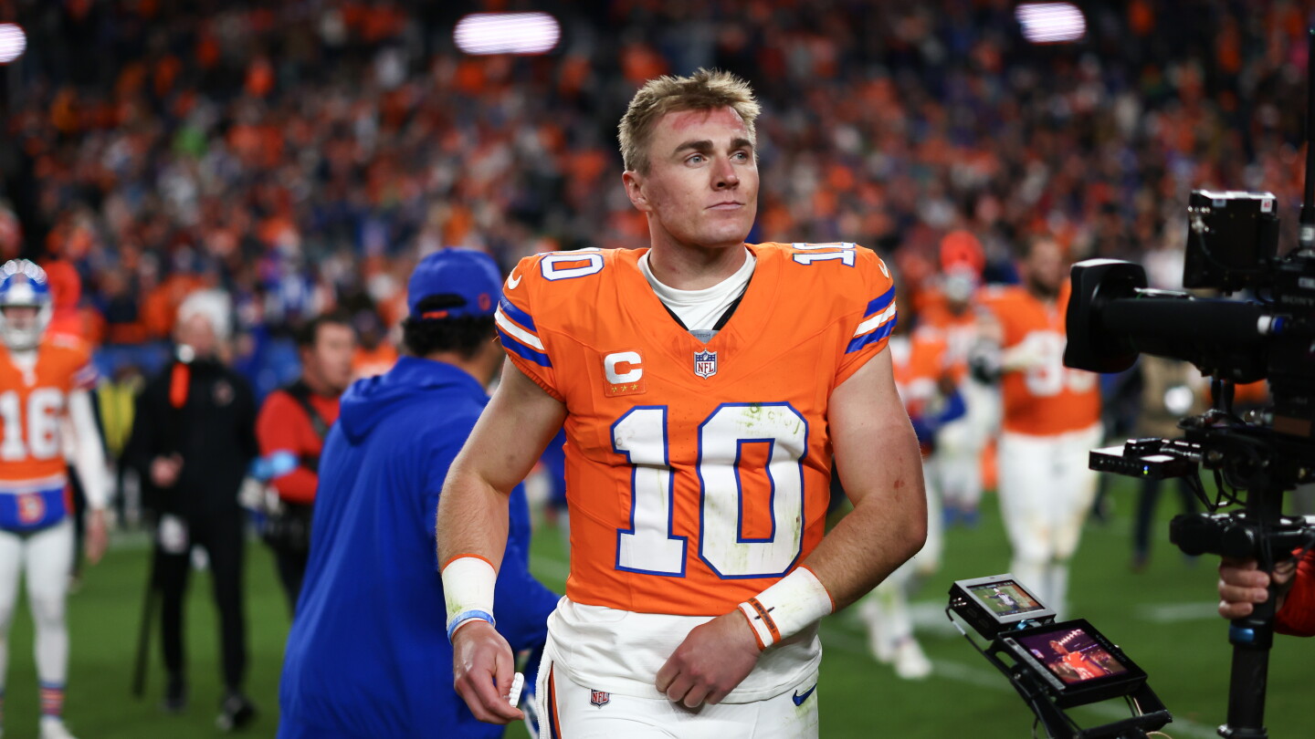 Ryan Fitzpatrick on Bo Nix's night: "That right there is garbage"