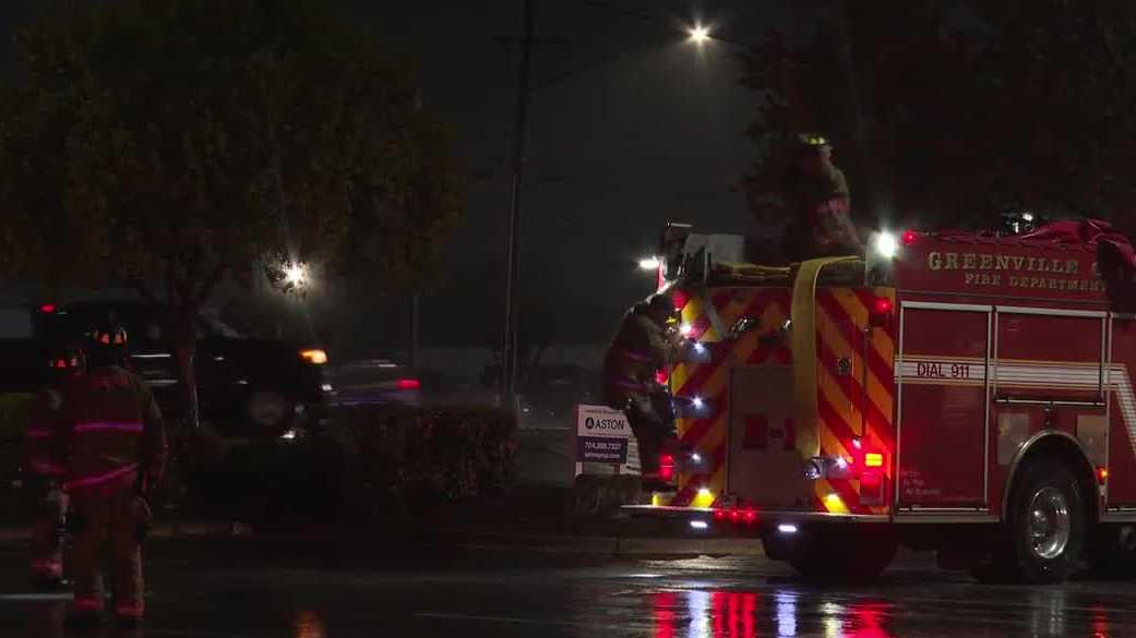 SC: Fire crews respond to Burger King