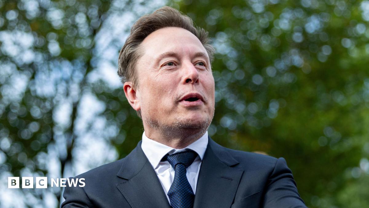 Starlink: Musk says US government may be behind slowdown of Ukraine drone speeds