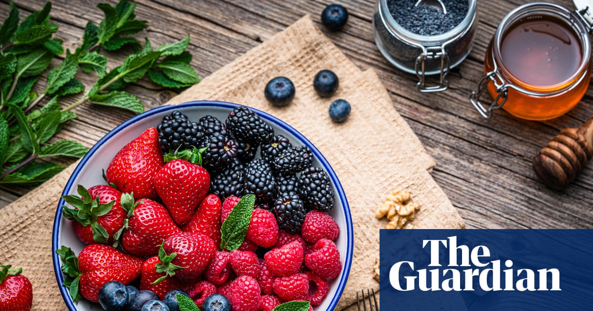They’re delicious, popular and versatile – but how healthy are berries? | Well actually