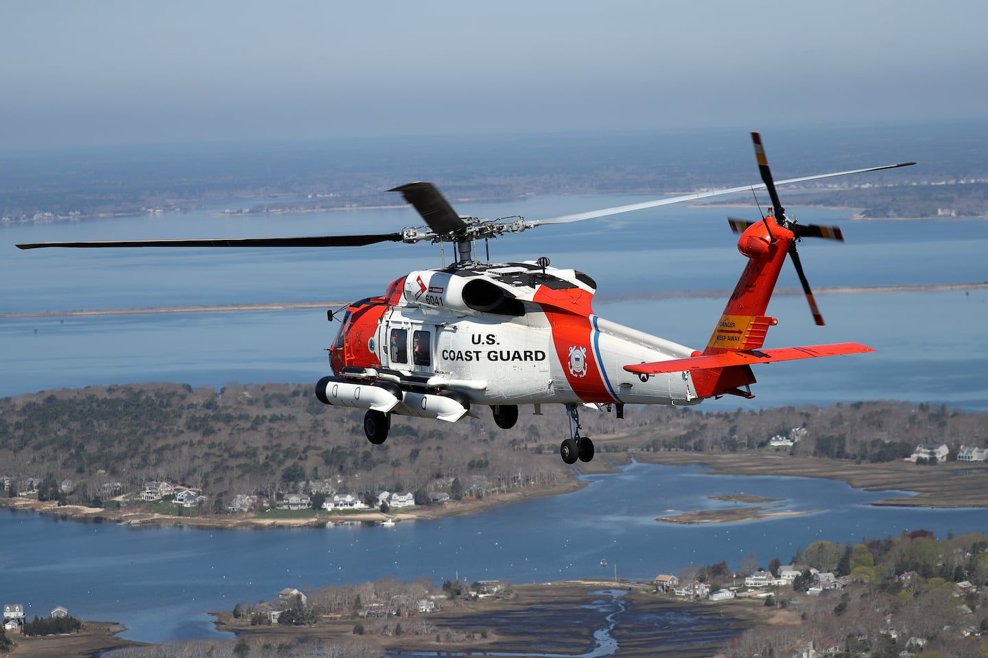 US Coast Guard searching for air ambulance, carrying 6, after it vanished on route to Boston