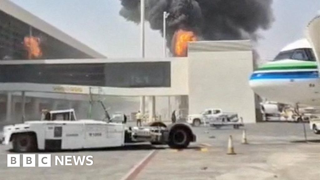 US orders some diplomats to leave Saudi Arabia as Houthi attacks escalate - BBC