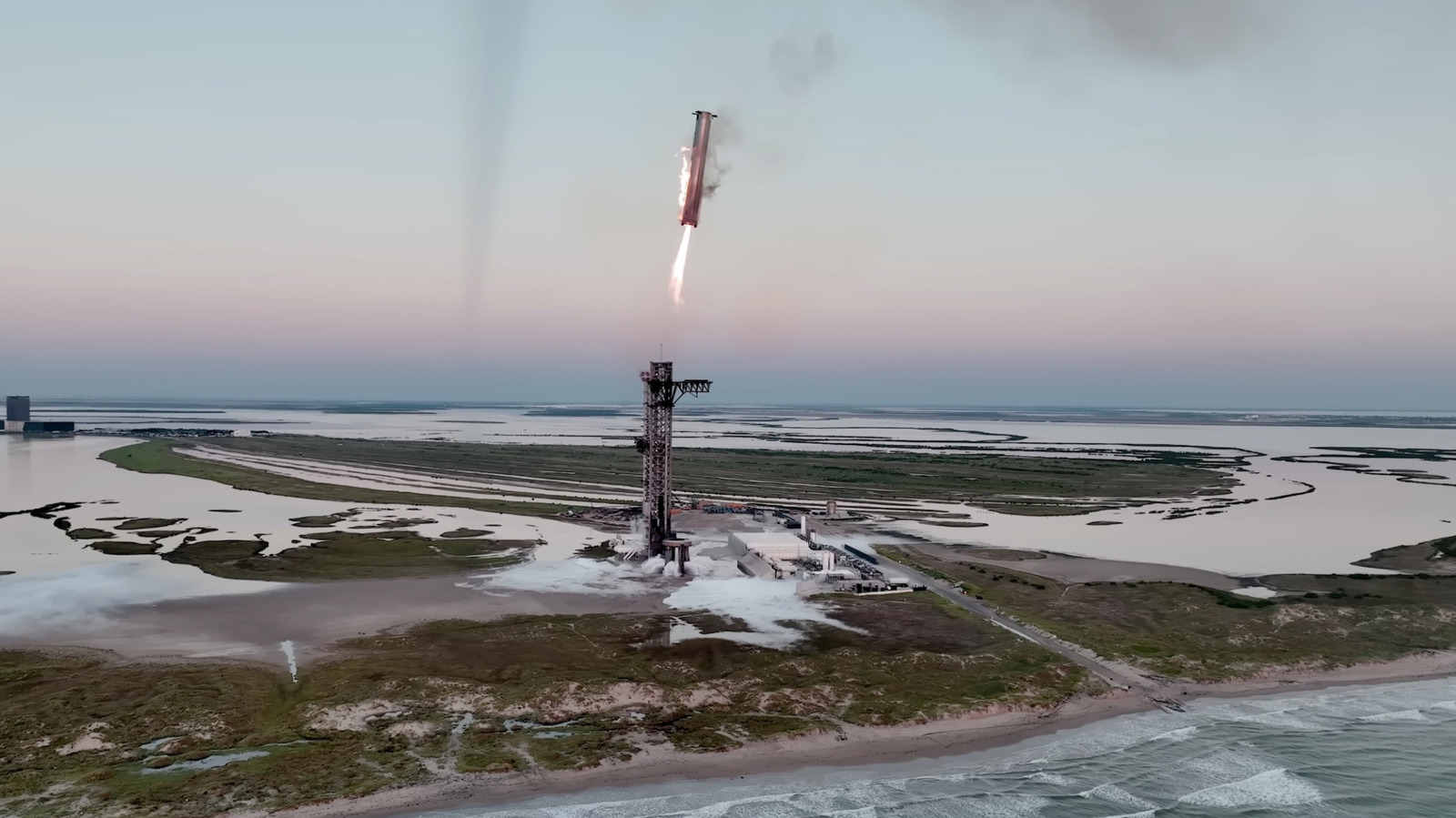 Why SpaceX Wants To Catch Starship Instead Of Giving It Landing Legs